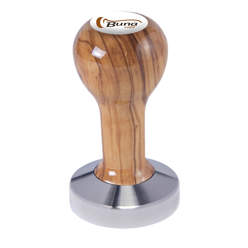 Buna café tamper, oliva, lak, SP, 58.35 mm, nerez mat, plochý Buna café tamper, oliva, lak, SP, 58.35 mm, nerez mat, plochý